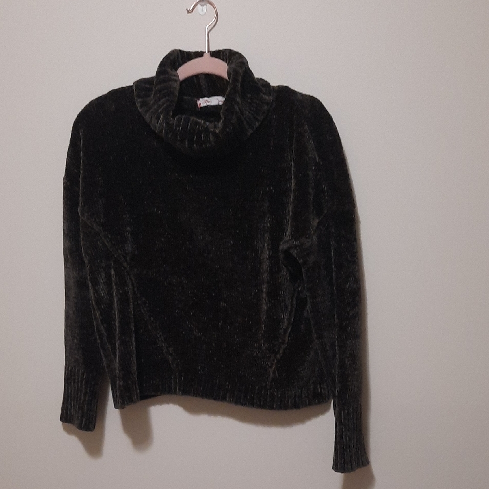 Pink Rose Cozy Dark Green Turtleneck Sweater
